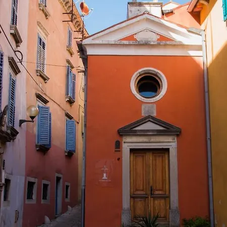 Old City App * Labin
