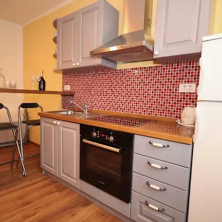 Apartman Old City App *